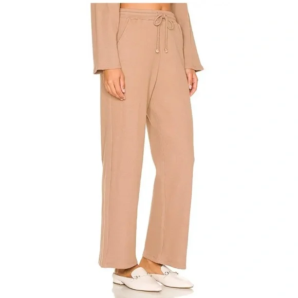 Lovers and Friends Knitted Pant in Tan - Picture 3 of 9